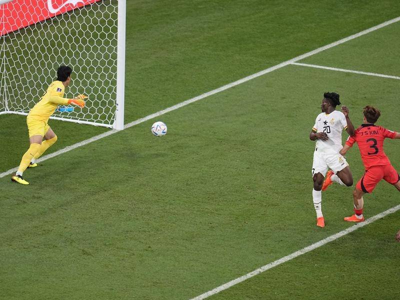Ghana hold off South Korea in thriller