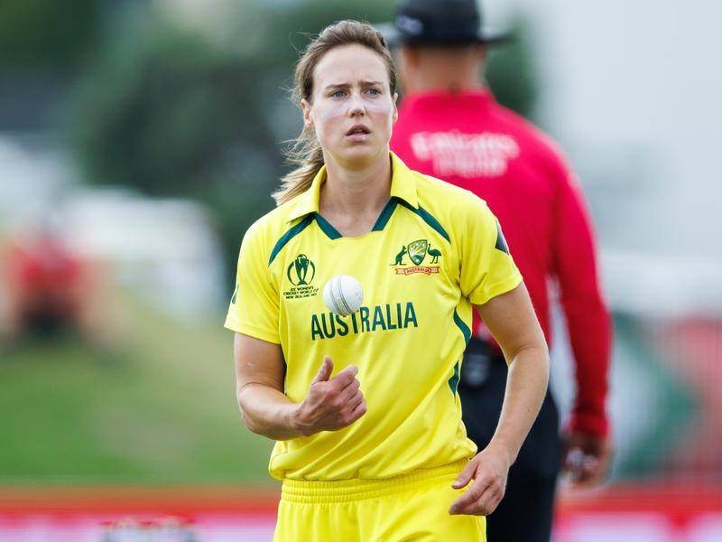 Perry stars in Aussie T20 win over India